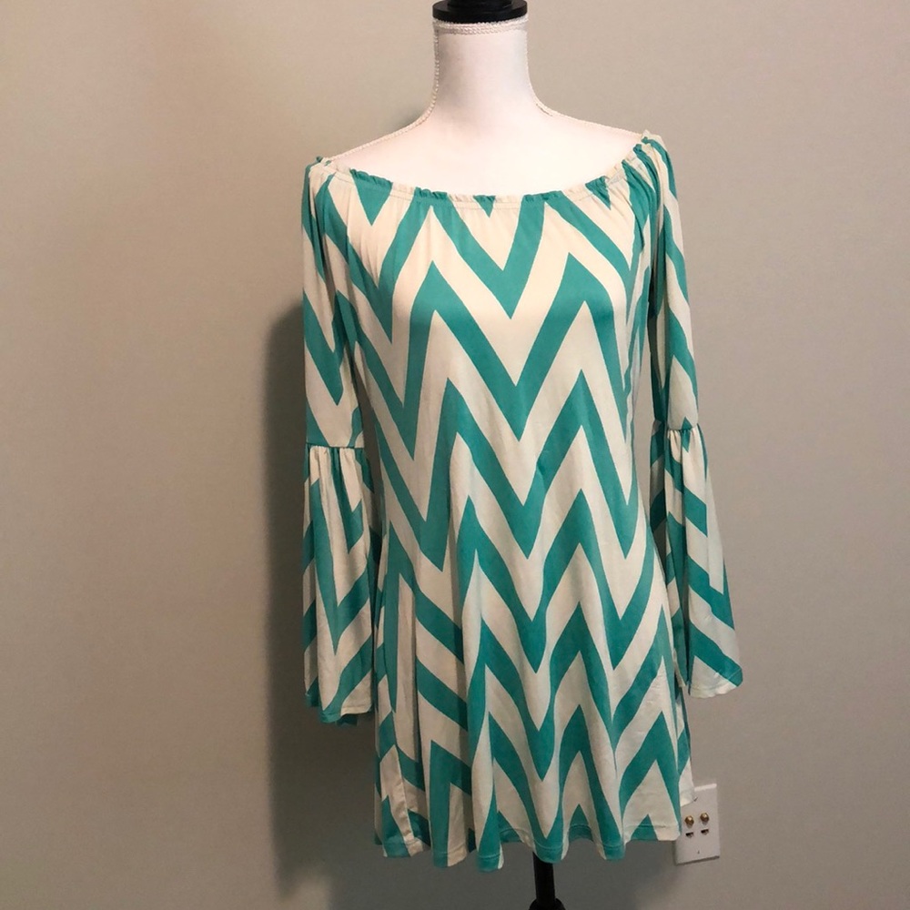 Off shoulder teal Chevron dress